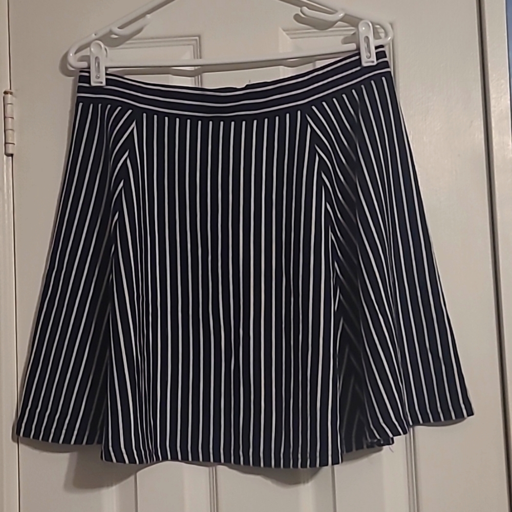 H&M Navy Blue and White Stripped Skater Skirt